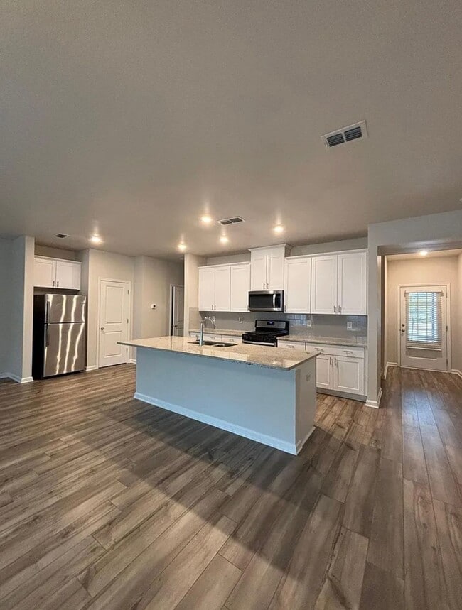 Photo - 1247 Sunny Lake Dr