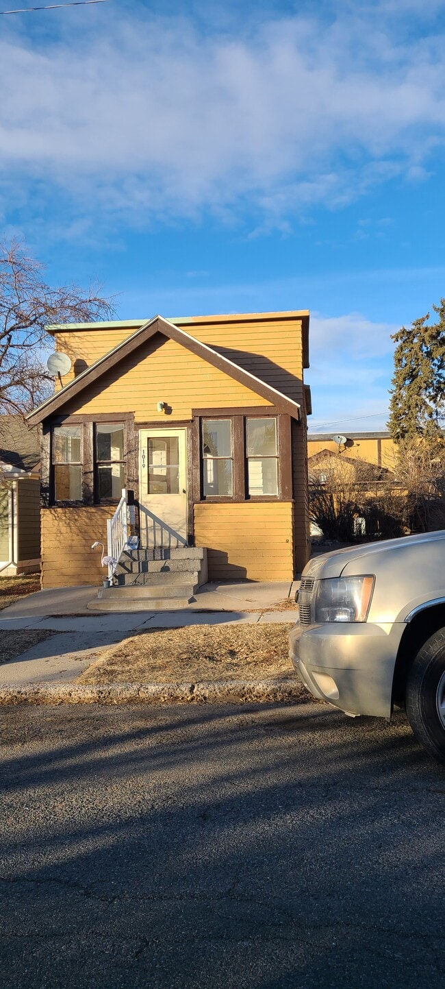 Photo - 1019 7th Ave N