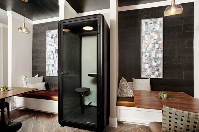 Photo - Vintage Franklin