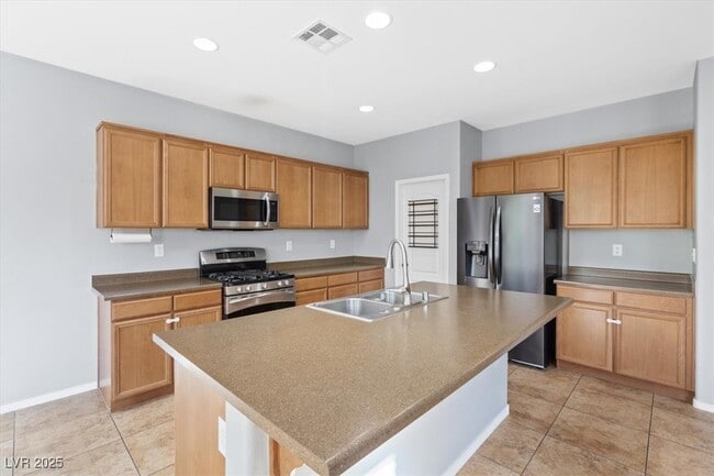 Photo - 10645 Mt Jefferson Ave