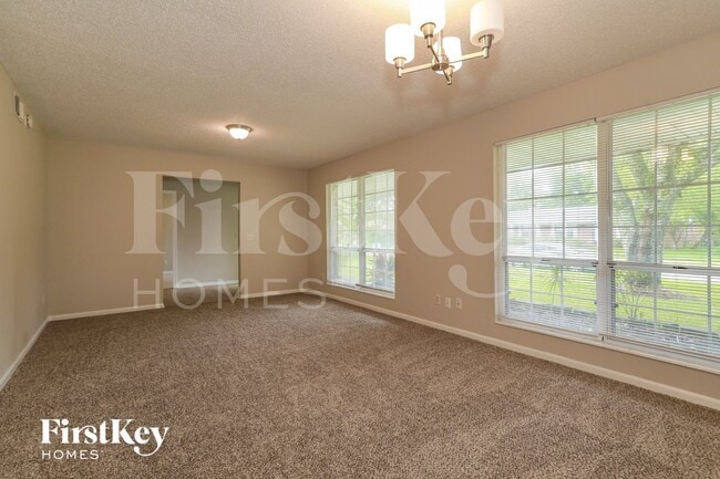 Photo - 1806 Alder Dr