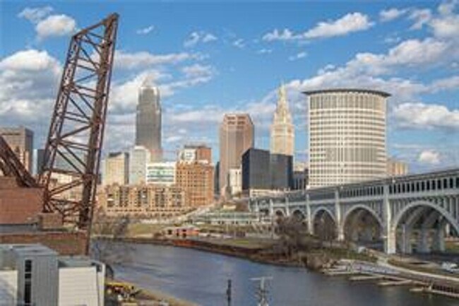 Photo - 2222 Detroit Ave Unit #909