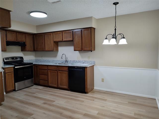 Photo - 902 Meadowbrook Dr