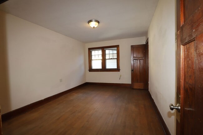2021 University Ave