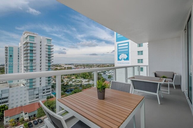 Photo - 1871 NW S River Dr Condo