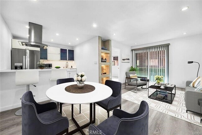 Photo - 5414 Newcastle Ave Condo Unit 10