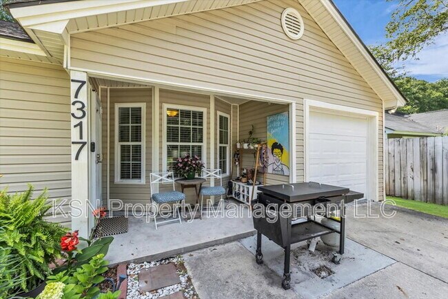 Photo - 7317 Leghorn St