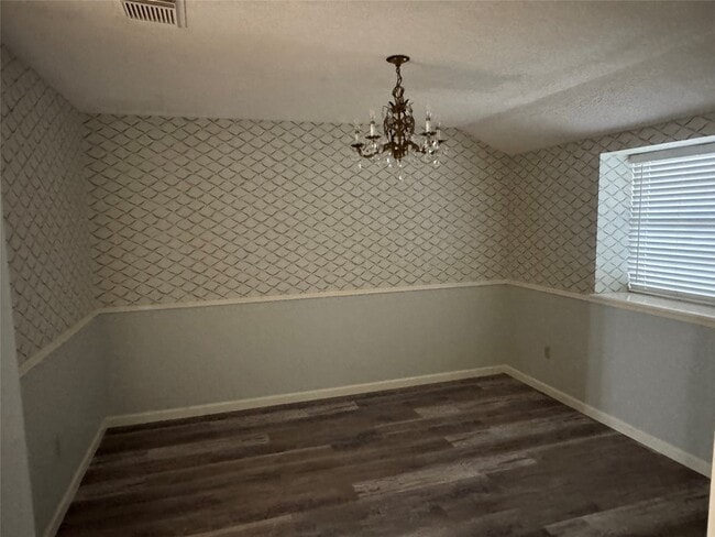 Photo - 2716 Stratford St