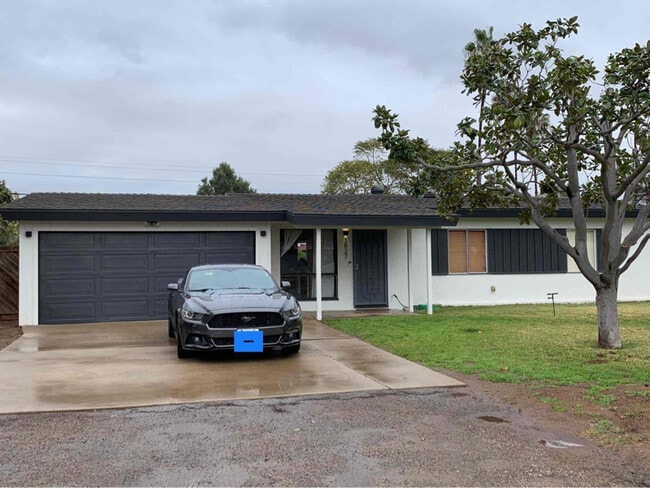 Building Photo - 3827 Palo Dr