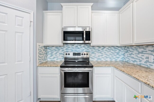 Building Photo - 6231 Ambrose Cir Rental