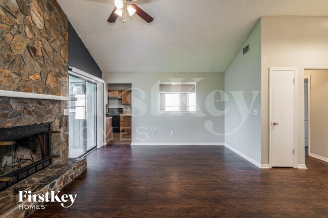 Photo - 7734 Pikes Peak Dr