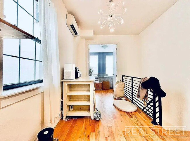 Photo - Catherine St Unidad 1L