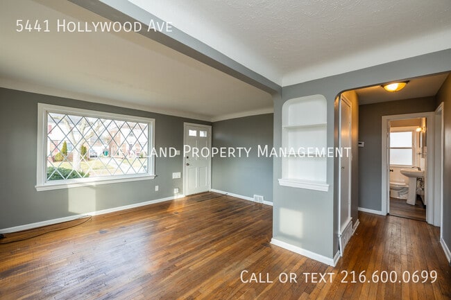 Photo - 5441 Hollywood Ave