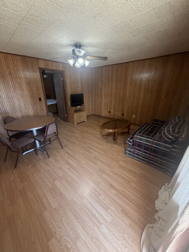 112 S 2nd St