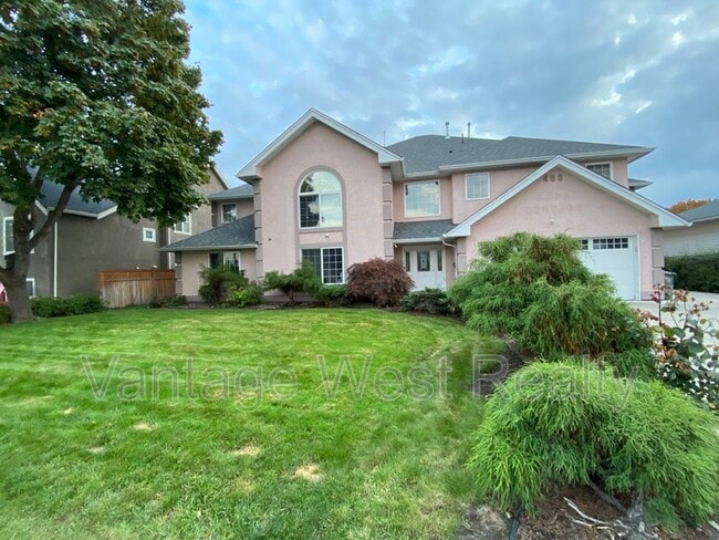 Building Photo - 453-453 Morrison Ave