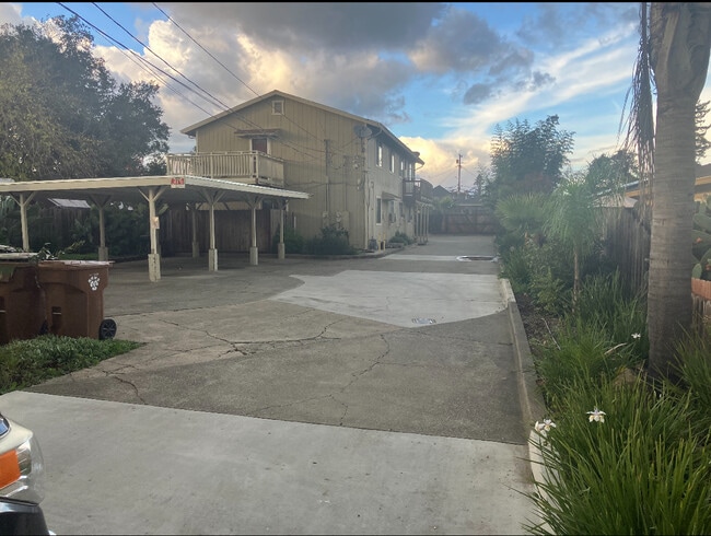 Photo - 1652 E St Unit A