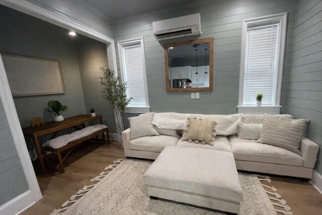 Photo - 5036 Golden Forest Dr