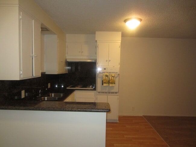 Photo - Plaza Apartments