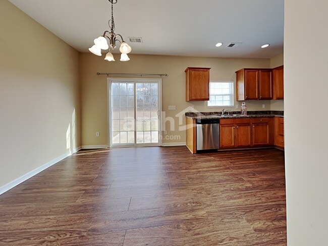 Photo - 6 Hurshfield Ct