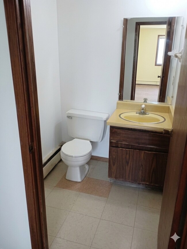 Photo - Spacious 2BR Apartment | Heat Included | Kenosha Location Unit 4031-6