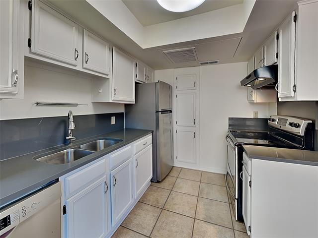 Photo - 6442 Bordeaux Ave