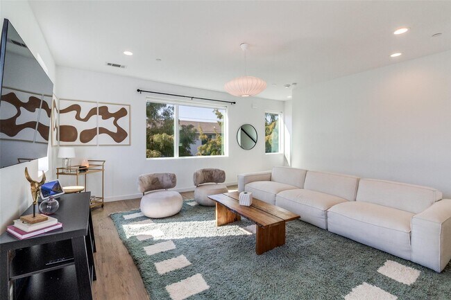 Photo - 1430 Grigsby Ave