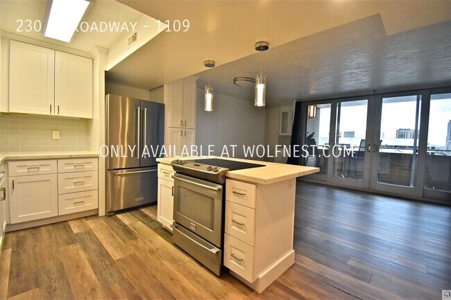 Photo - Remodeled 2 Bed Downtown Living Condo! No ... Unidad 1109