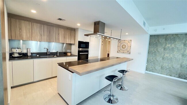 Photo - 1000 Brickell Plaza Unit 3002