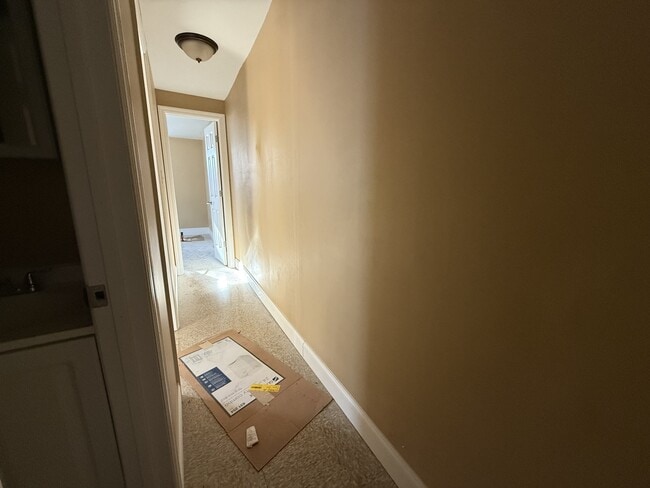 Photo - 637 N 6th St