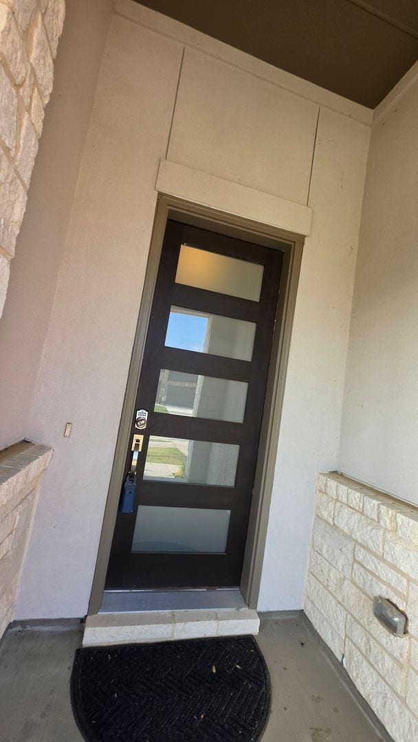 Photo - 1513 Larson Ln