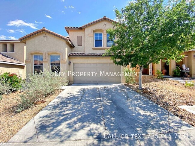 4 BEDROOM + DEN 3 BATH HOME IN NORTHWEST - 4 BEDROOM + DEN 3 BATH HOME IN NORTHWEST