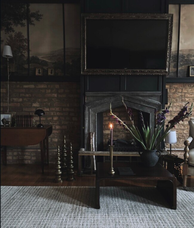 Photo - 1470 N Milwaukee Ave Unit 2