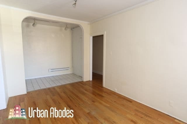 Photo - 523 W Melrose St Unit A02C