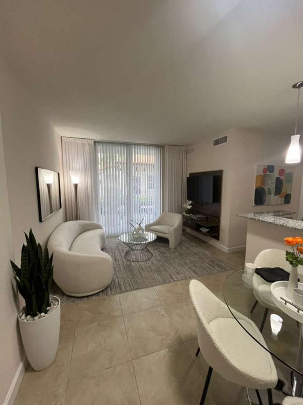 Photo - 79 ave 53st Ave