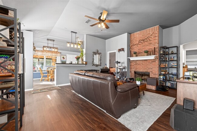 Photo - 25420 Dogwood Ln