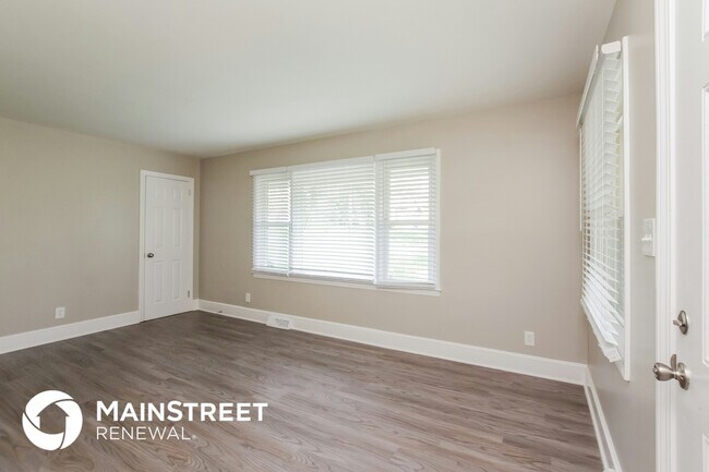 Photo - 3624 Sargeant Dr