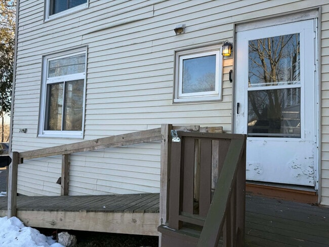 Photo - 242 Lincoln St Unit 1