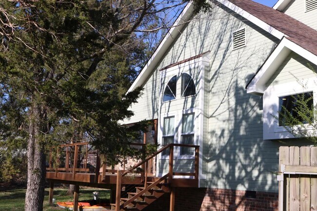 Photo - 2345 Ashford Dr