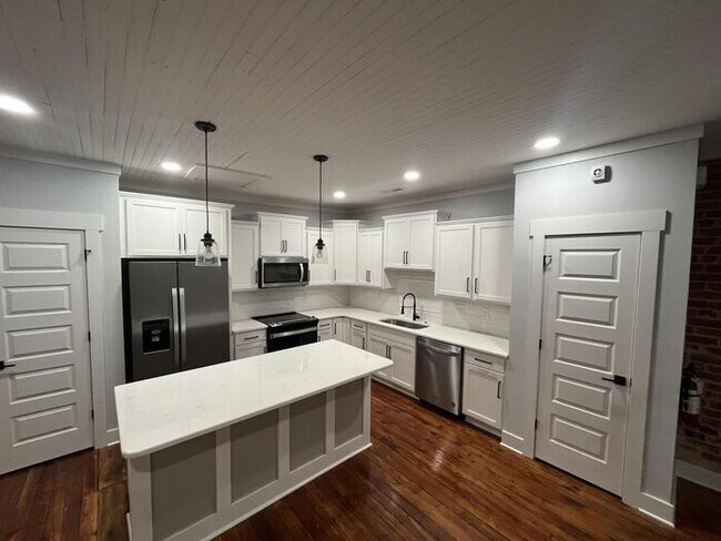 Photo - 201-B East Main Street, Suite 201 Unidad 1