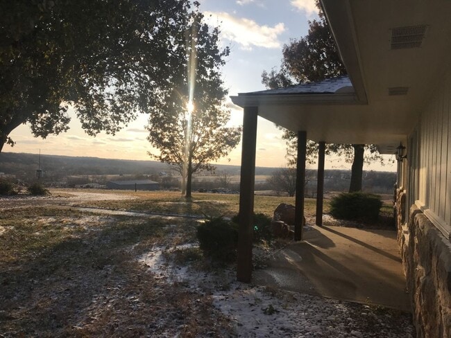Photo - 242 N 1600 Rd