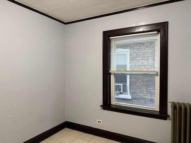 Photo - 2821 W Fletcher St Unit 1M