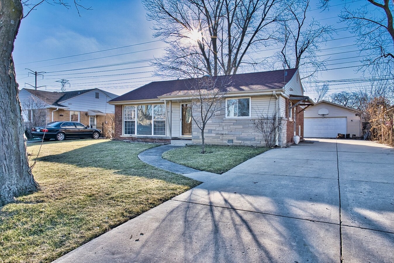 Photo - 7014 Kilbourn Ave Casa