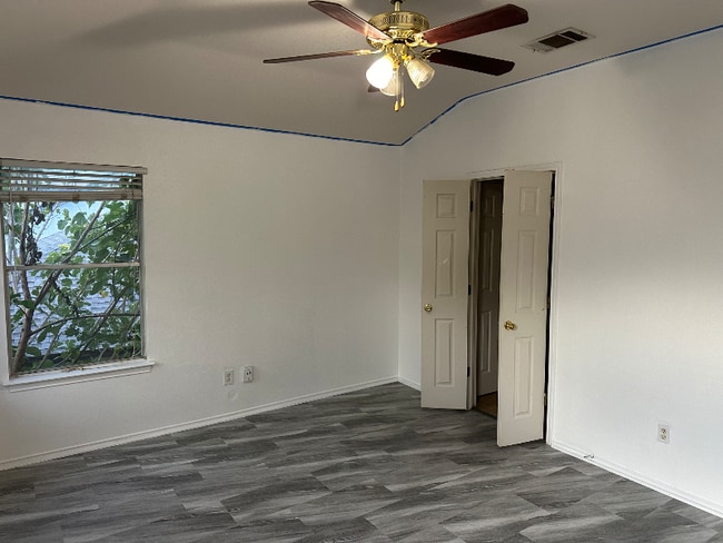 Photo - 17923 Loch Linnhe Loop