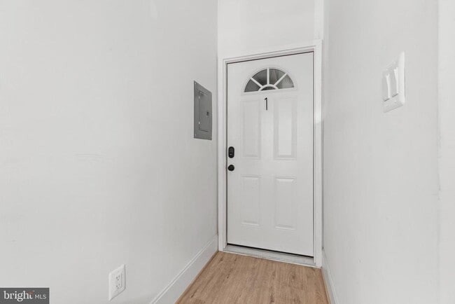 Building Photo - 617 Park Rd NW Rental