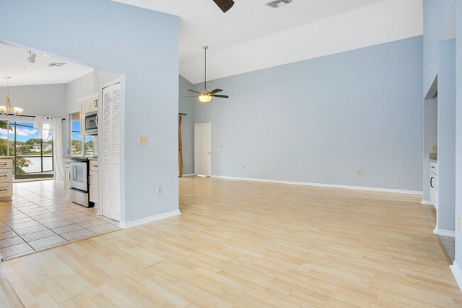 Photo - 3030 Tall Timber Dr