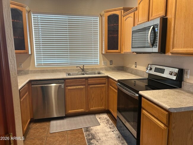 Photo - 105 N Warren St