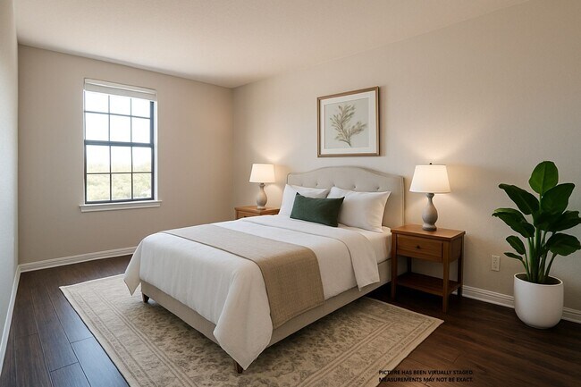 Photo - 1x1 Beautiful updated unit throughout w/balconette