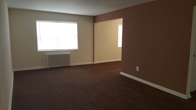 Photo - Hillcrest Terrace Apartments