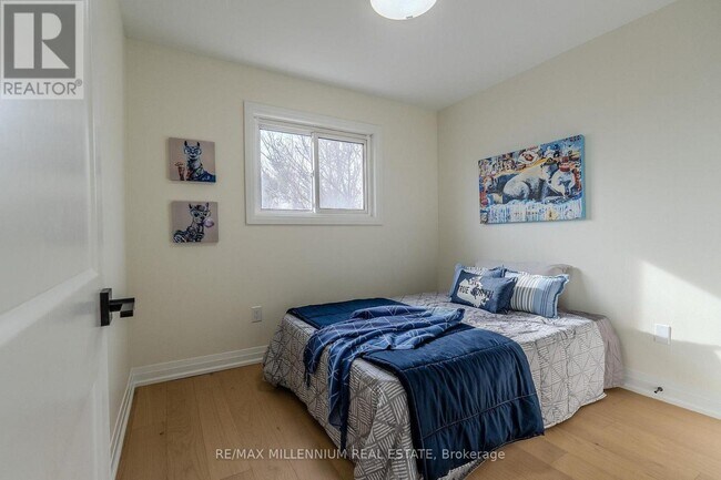 Photo - 191 Genesee Dr
