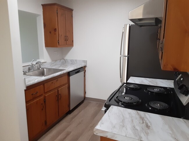 Photo - Franklin Landings